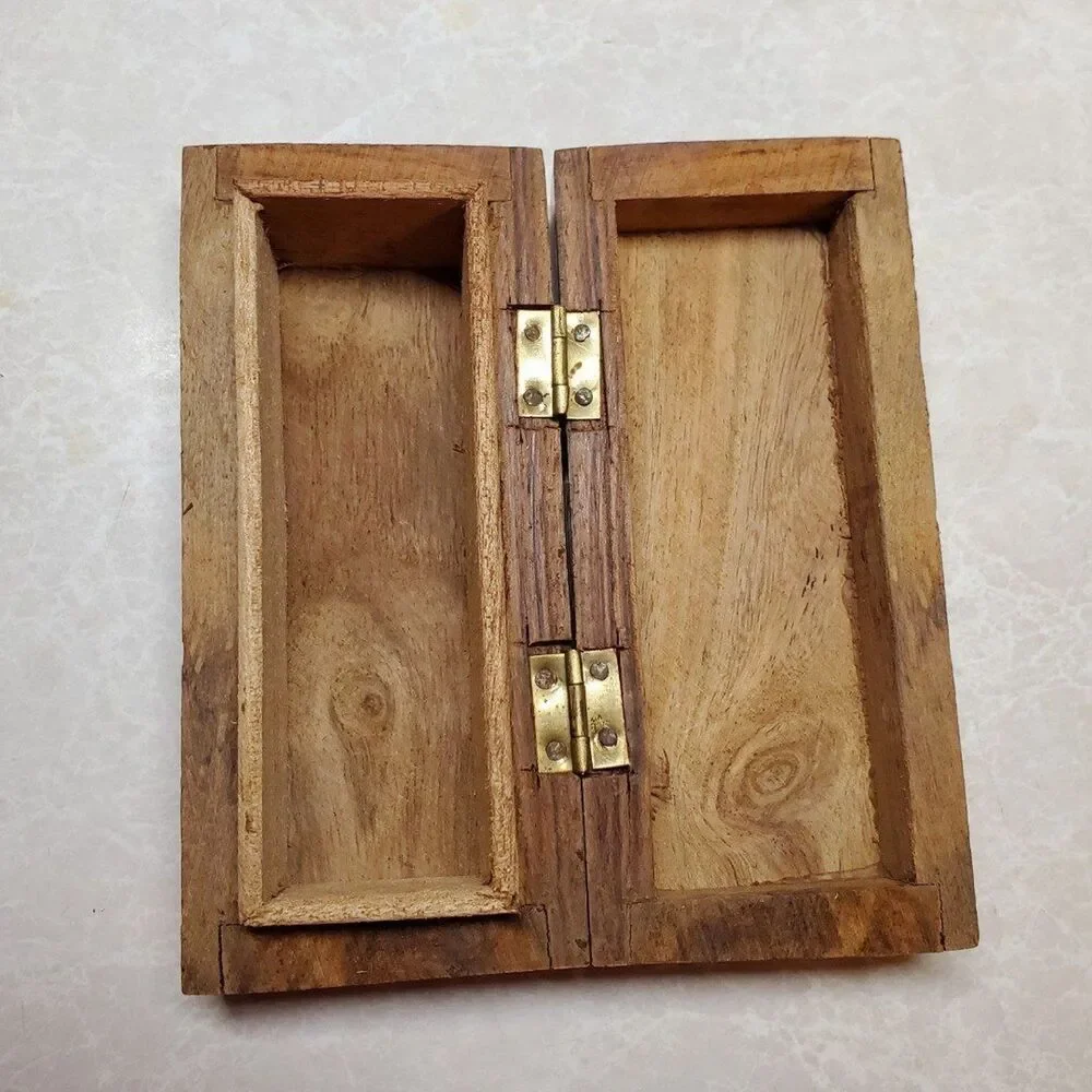 Handmade wooden trinket